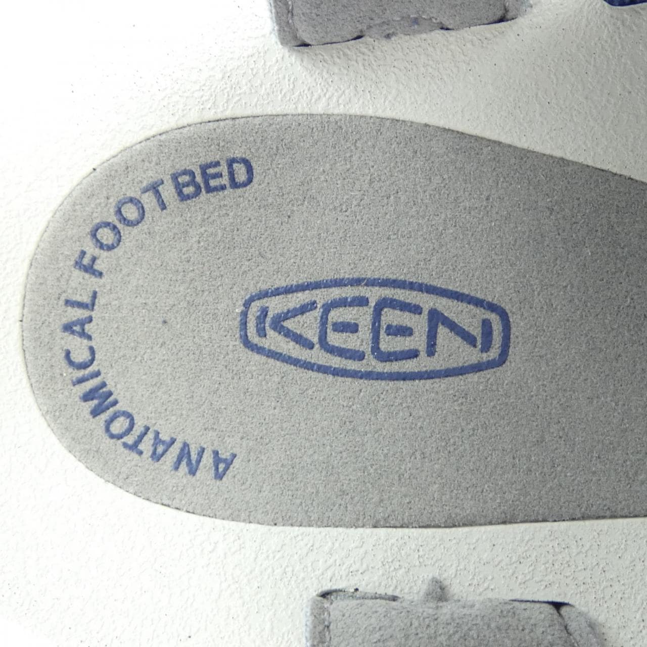 キーン KEEN サンダル
