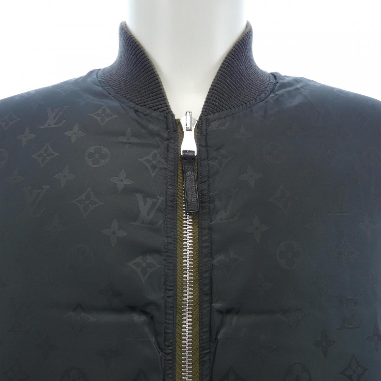 ルイヴィトン LOUIS VUITTON HFB47WGHK ダウンジャケット