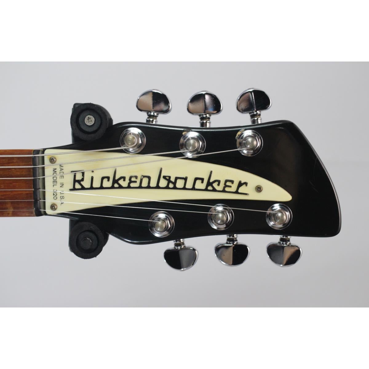 ＲＩＣＫＥＮＢＡＣＫＥＲ　　３２０