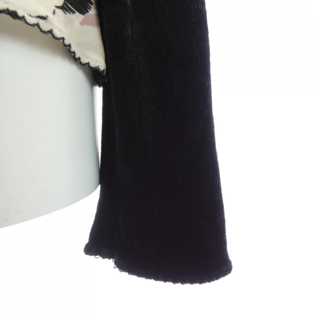 【ヴィンテージ】シャネル CHANEL P24710W03445 04A トップス