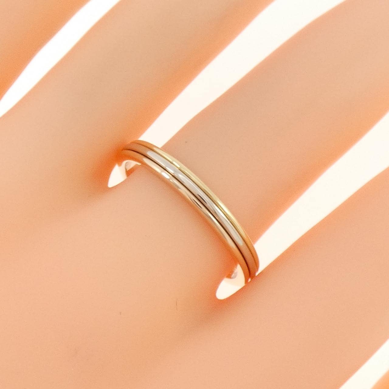 カルティエ スリーゴールドウェディング リング