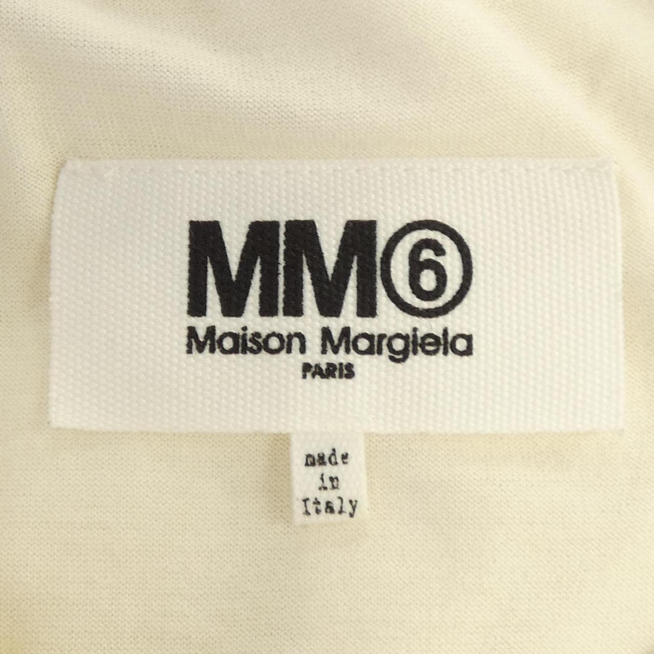 エムエムシックス MM6 S62GD0104 Tシャツ