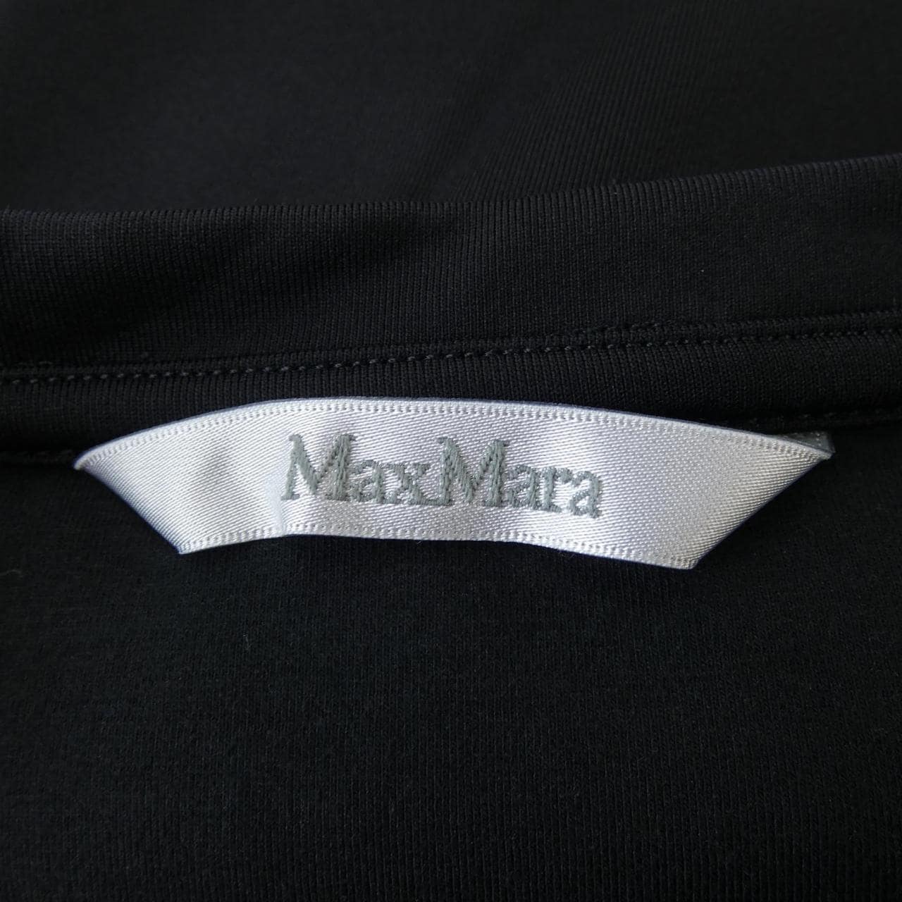 マックスマーラ Max Mara 2411941042 6 50 トップス