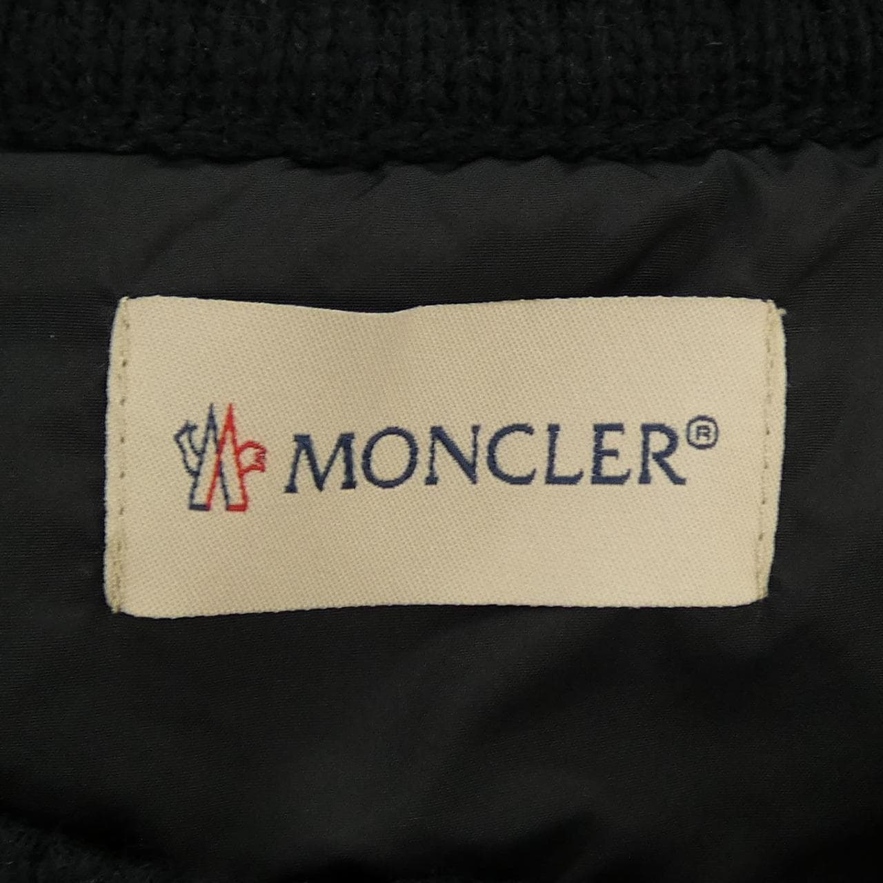 モンクレール MONCLER 20939B00027 ダウンジャケット