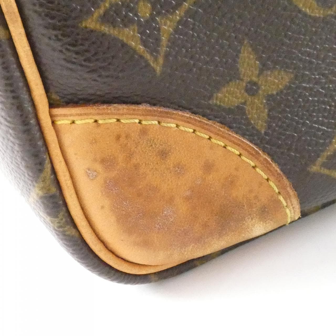 ルイヴィトン モノグラム ナイル M45244 ショルダーバッグ