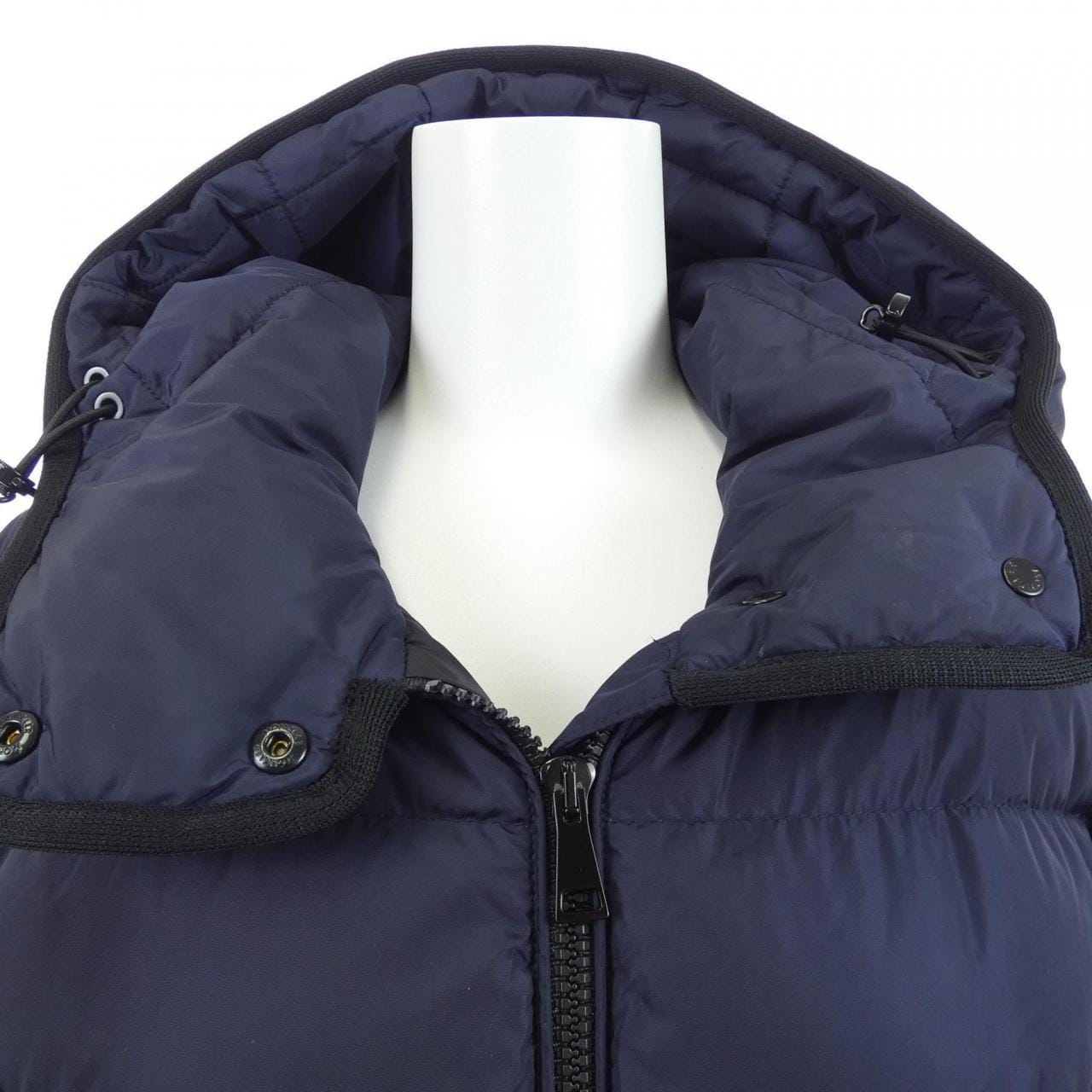 モンクレール MONCLER BETULA ダウンジャケット