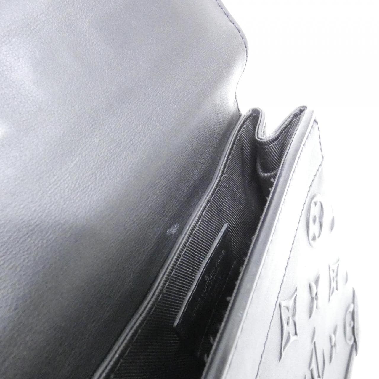 ルイヴィトン モノグラム シール スティーマーXS M58707 ショルダーバッグ