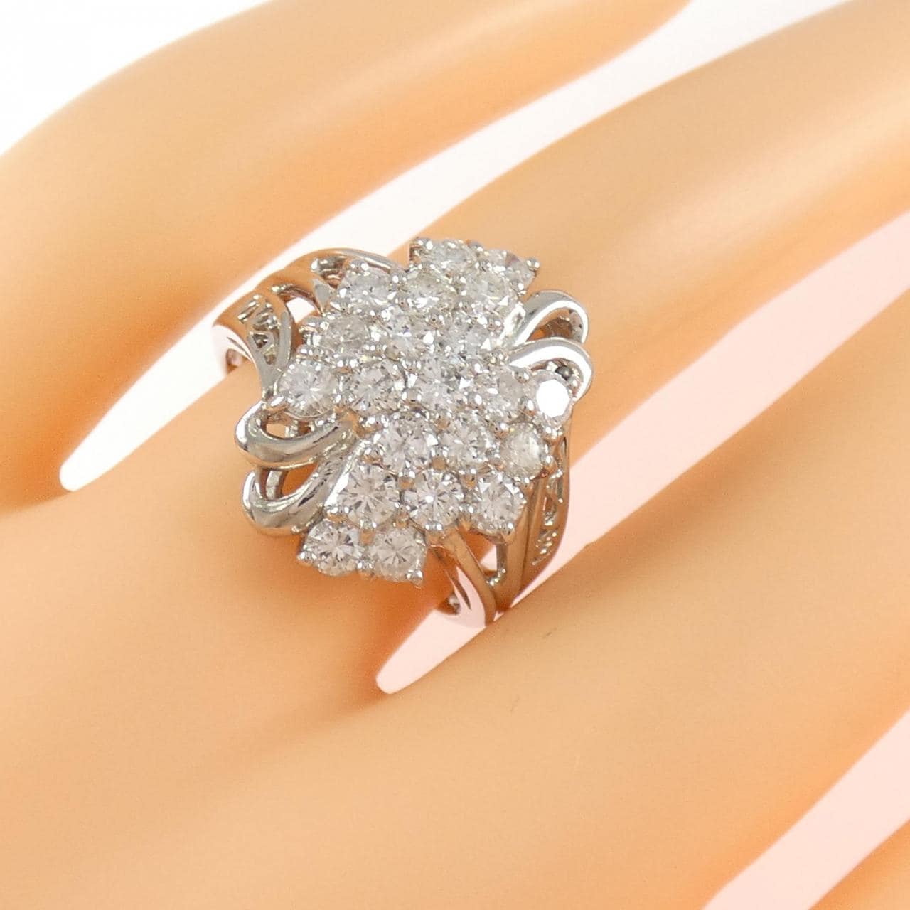 PT900 ダイヤモンド リング 1.55CT