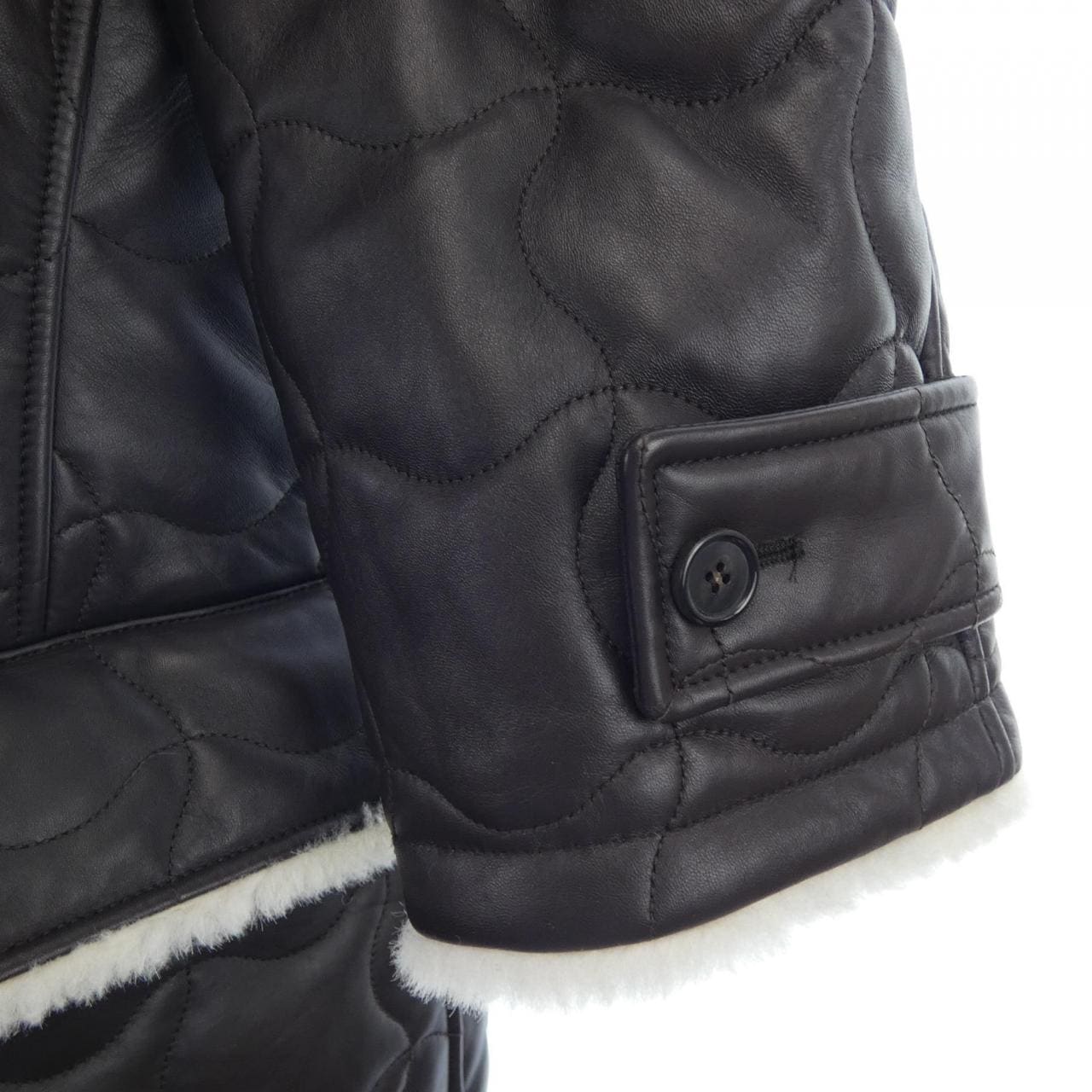 ロエベ LOEWE ムートンコート