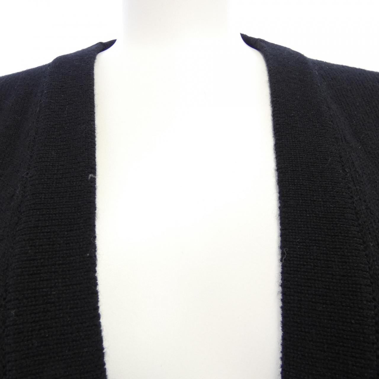 シャネル CHANEL P80107K11545 カーディガン