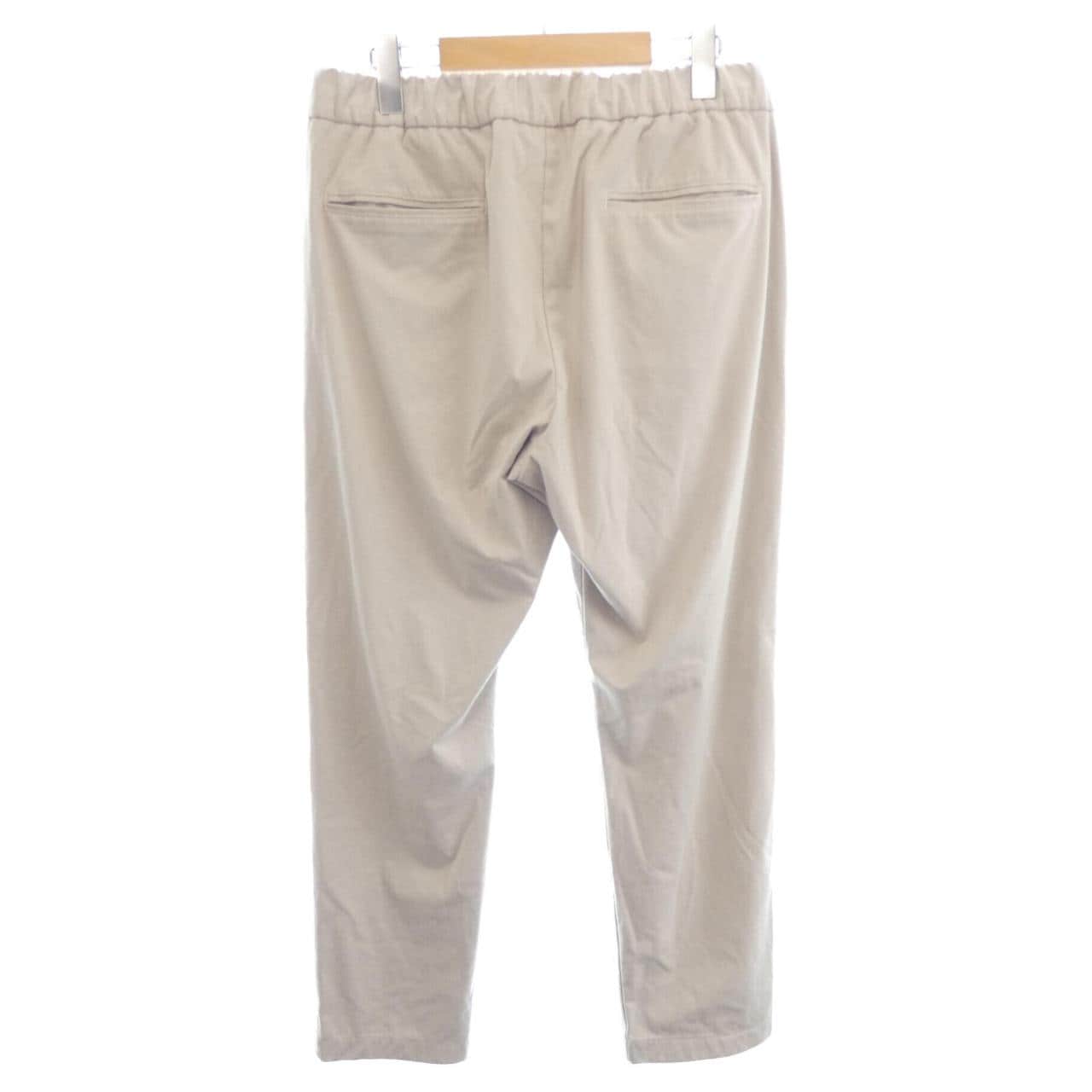 ヘルノ Herno PT00001UR パンツ