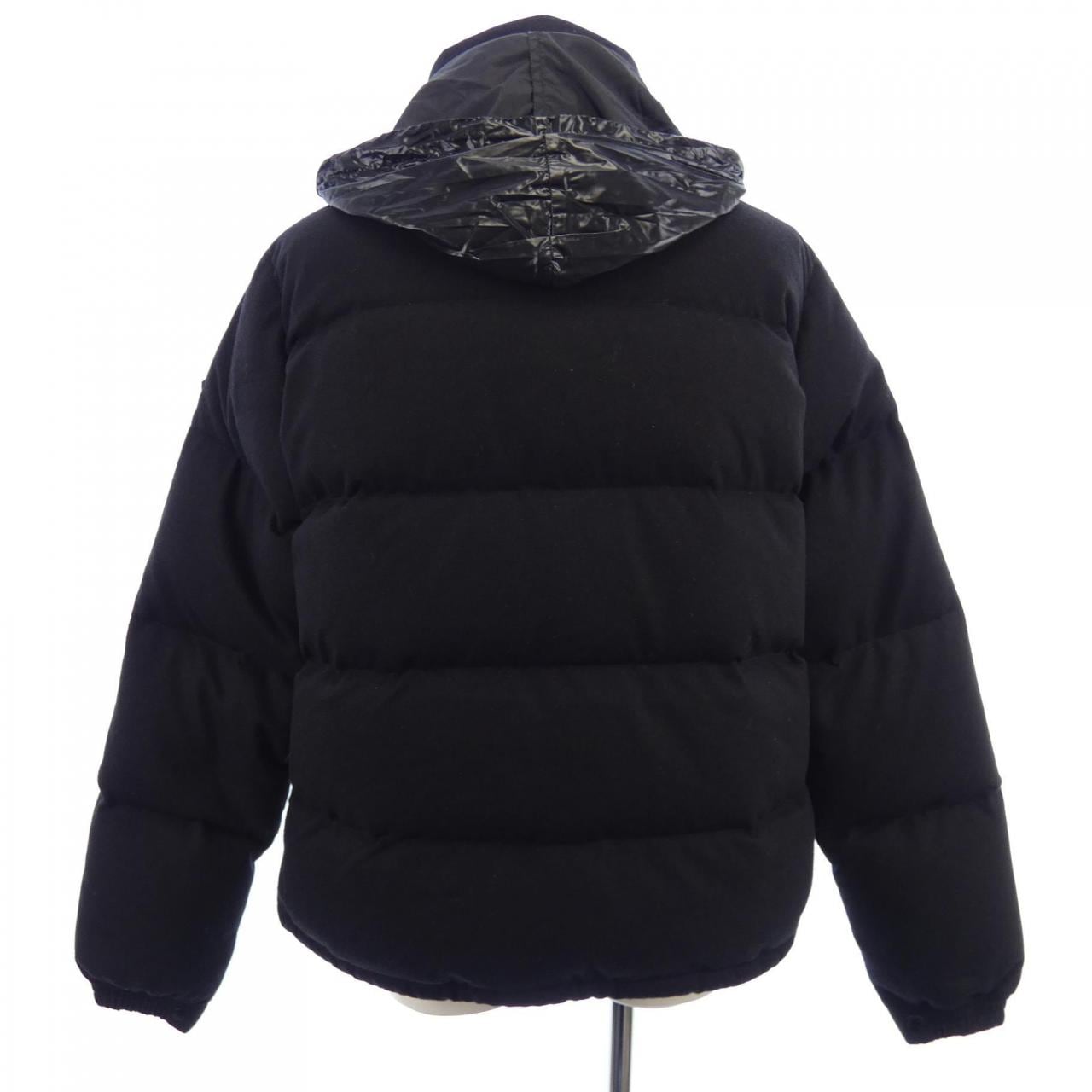 モンクレール MONCLER 41310/50 EVEREST ダウンジャケット