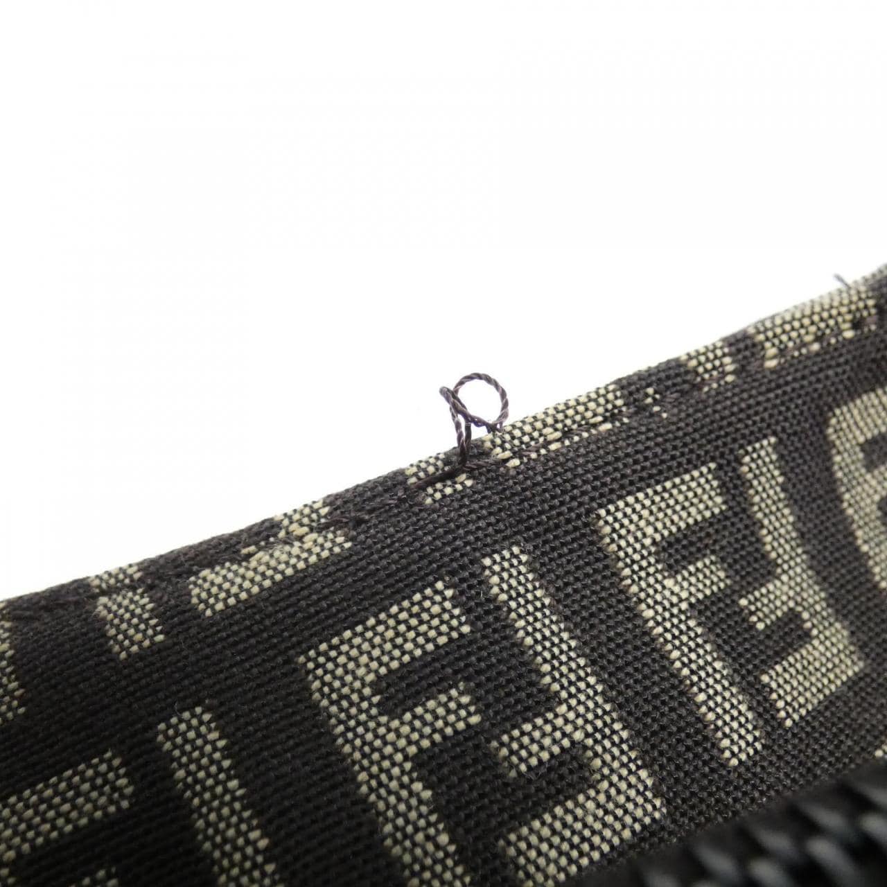 フェンディ 8BR036 JQ4 ショルダーバッグ