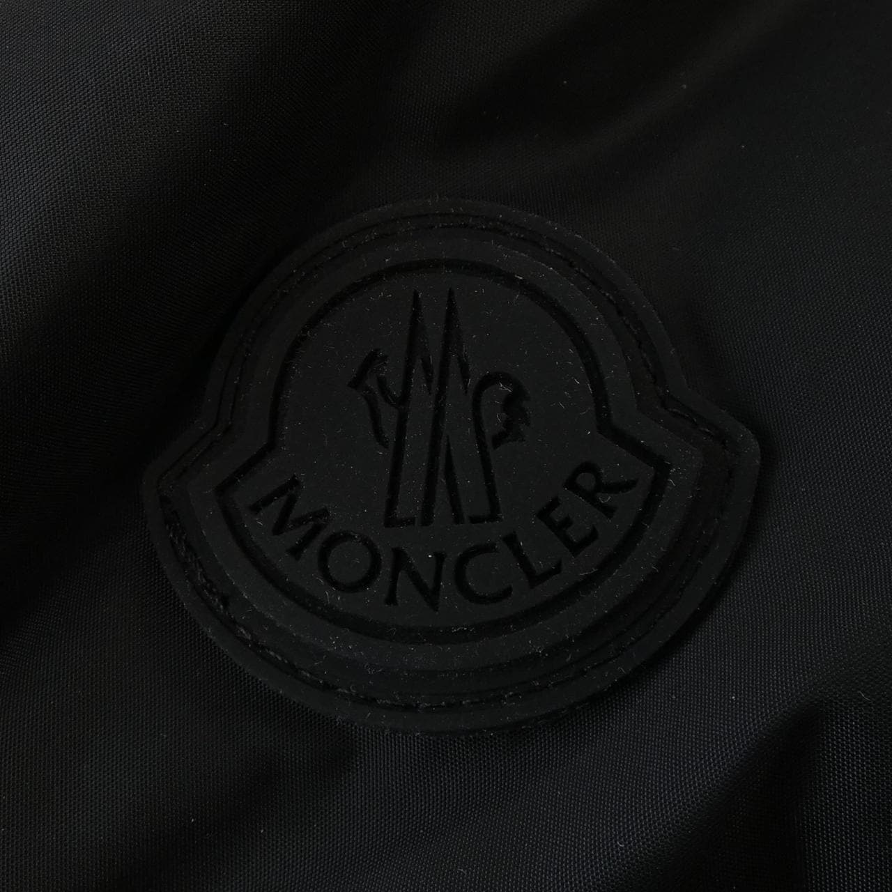 モンクレール MONCLER MONTCLA ダウンジャケット