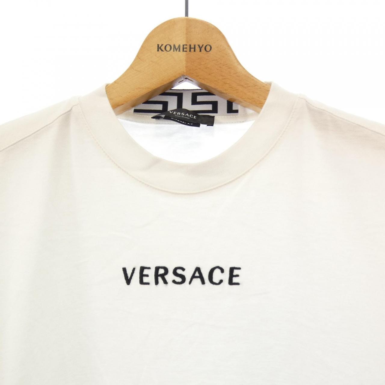 ヴェルサーチェ VERSACE A88650 Tシャツ