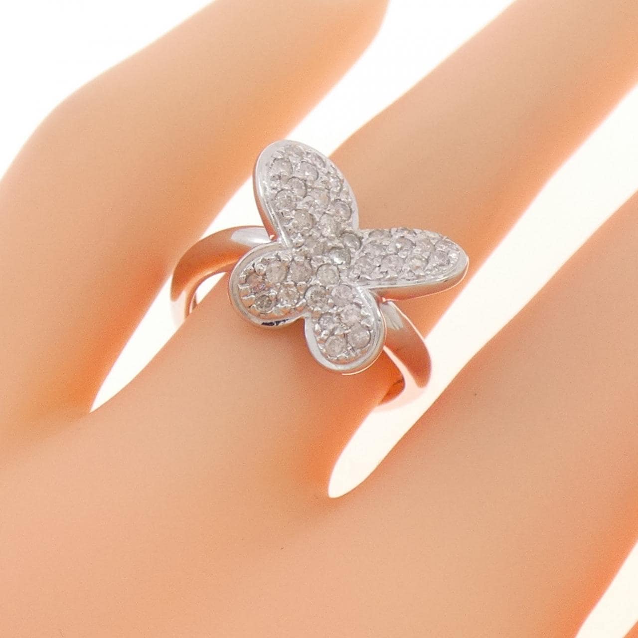 K14WG 密镶蝴蝶形钻石戒指 0.50克拉