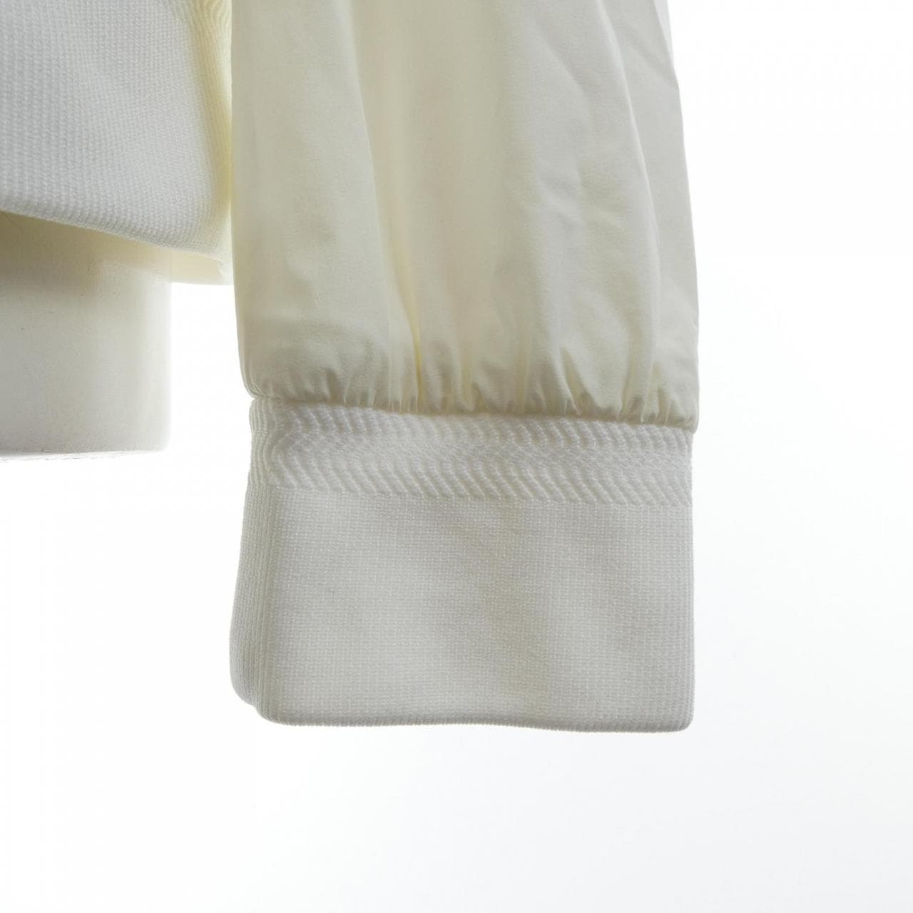 ヘルノ Herno GI000416U ジャケット