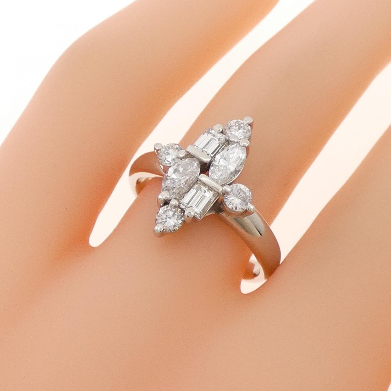 PT900 ダイヤモンド リング 1.02CT