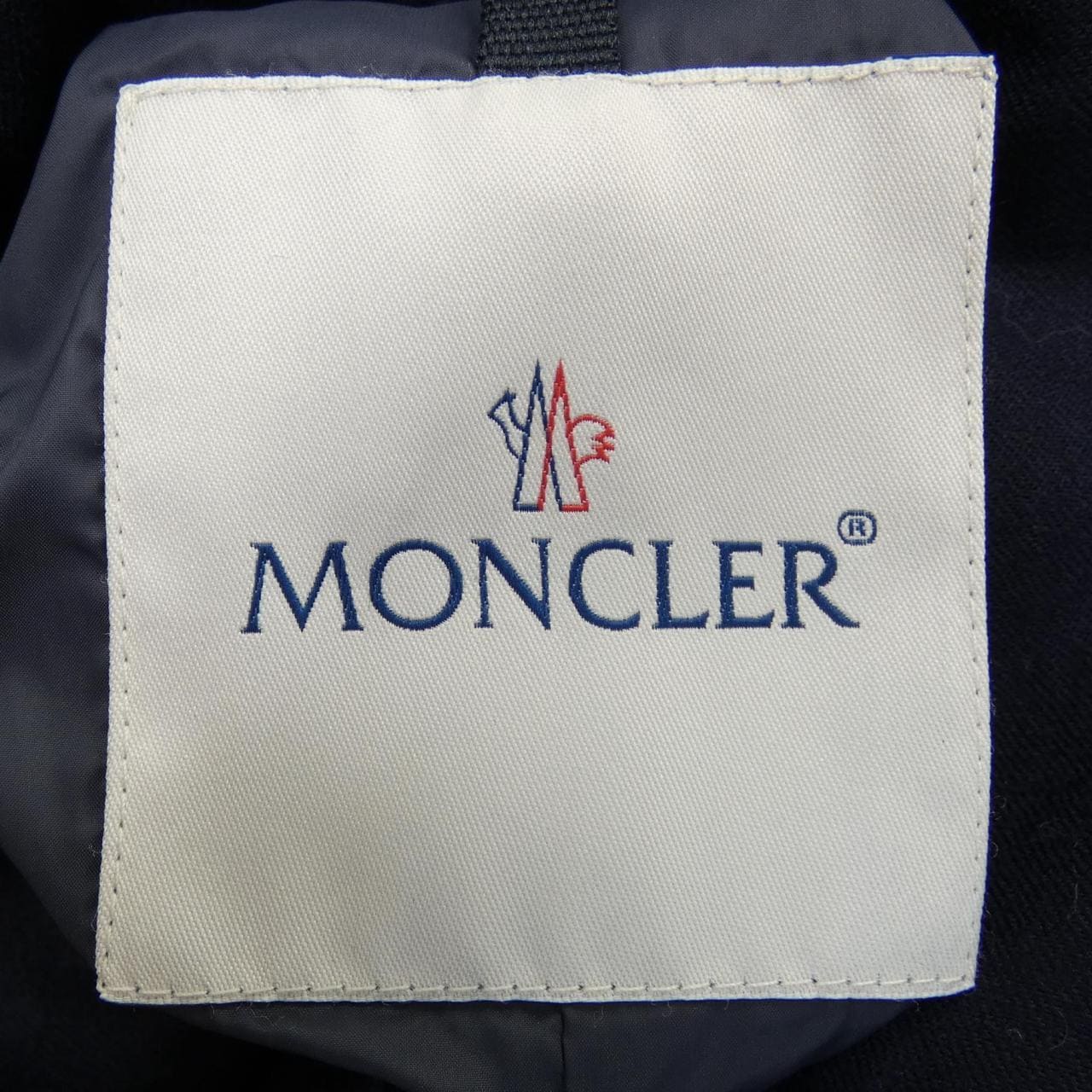 モンクレール MONCLER ダウンジャケット