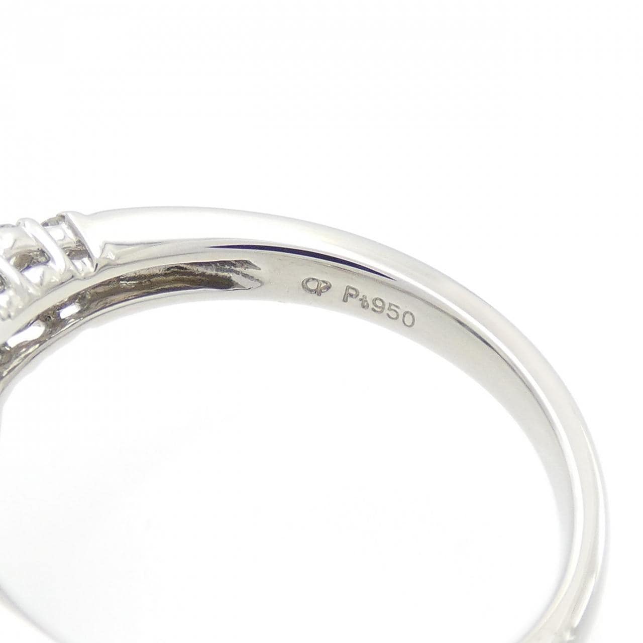 Cresanbel Synthetic Stone Ring 2.31CT