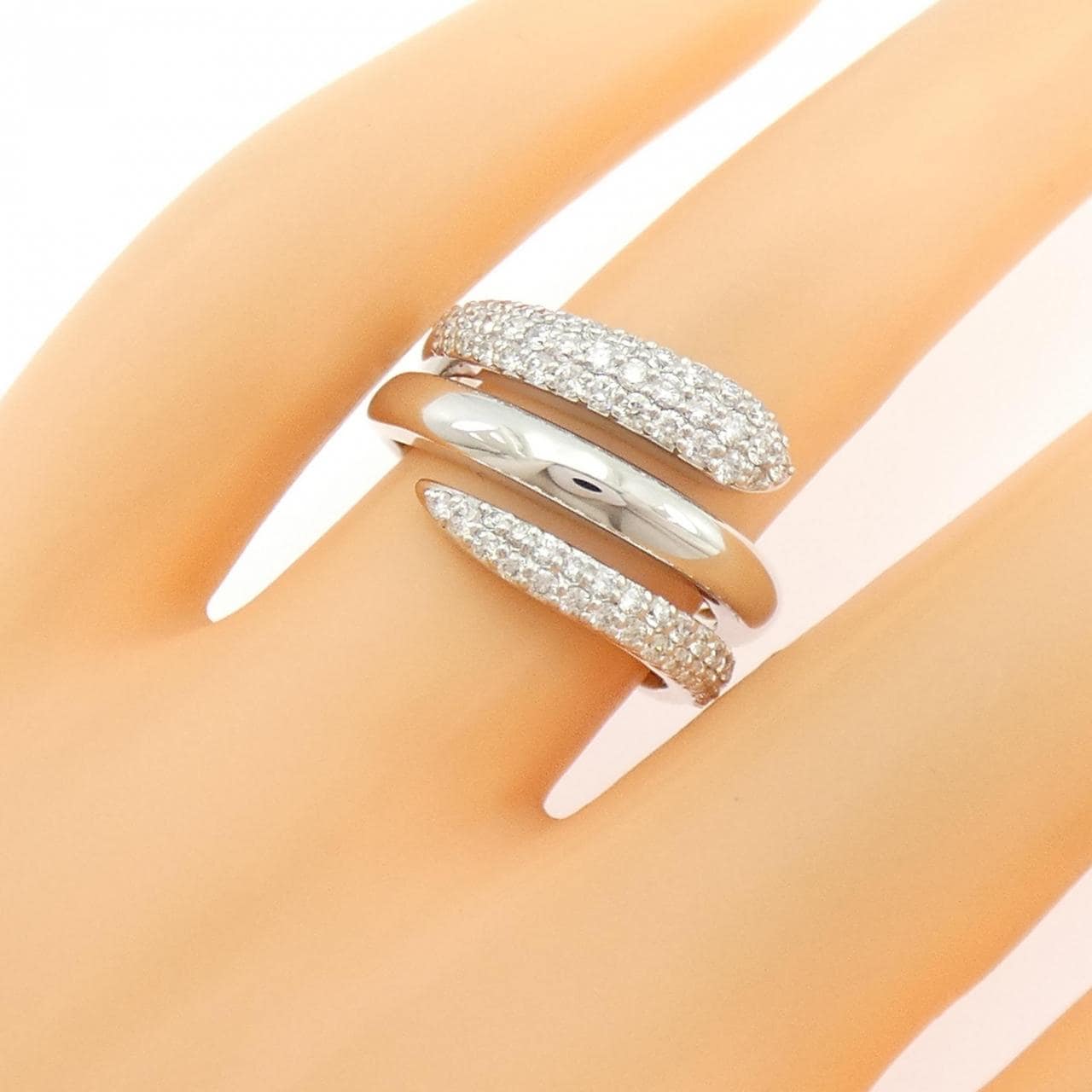 K18WG ダイヤモンド リング 0.71CT