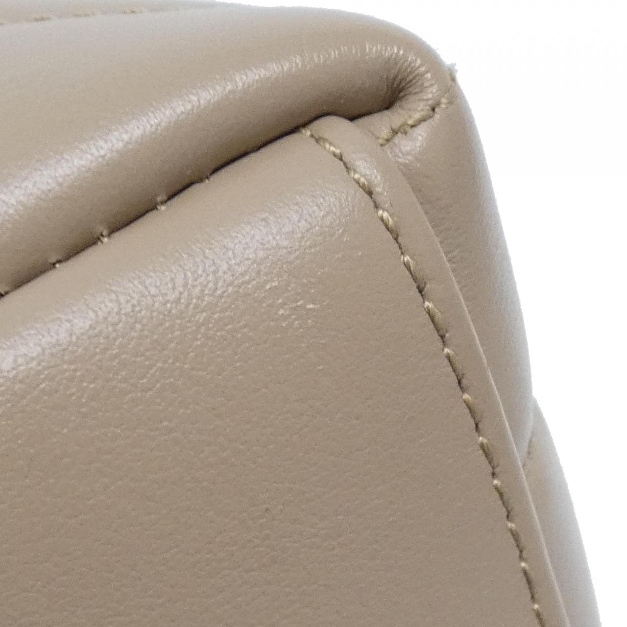 サンローラン ルル スモール 494699 DV727 ショルダーバッグ