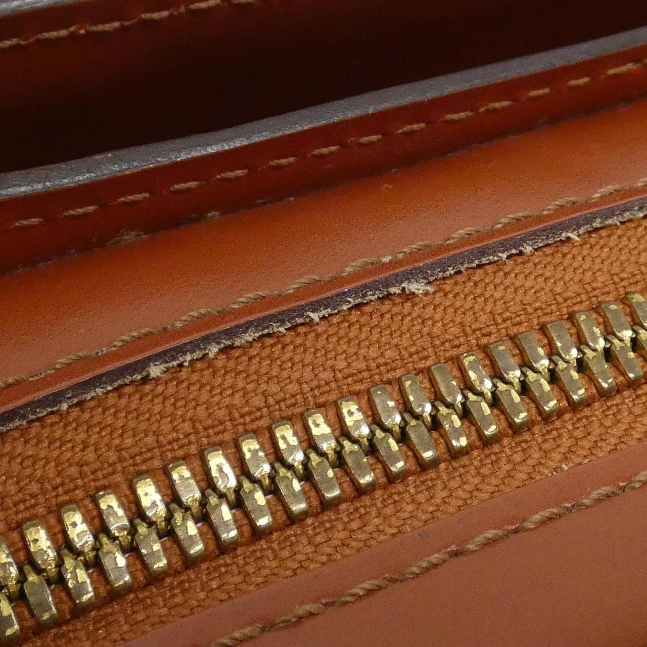 LOUIS VUITTON Epi Pont Neuf M52053 Bag