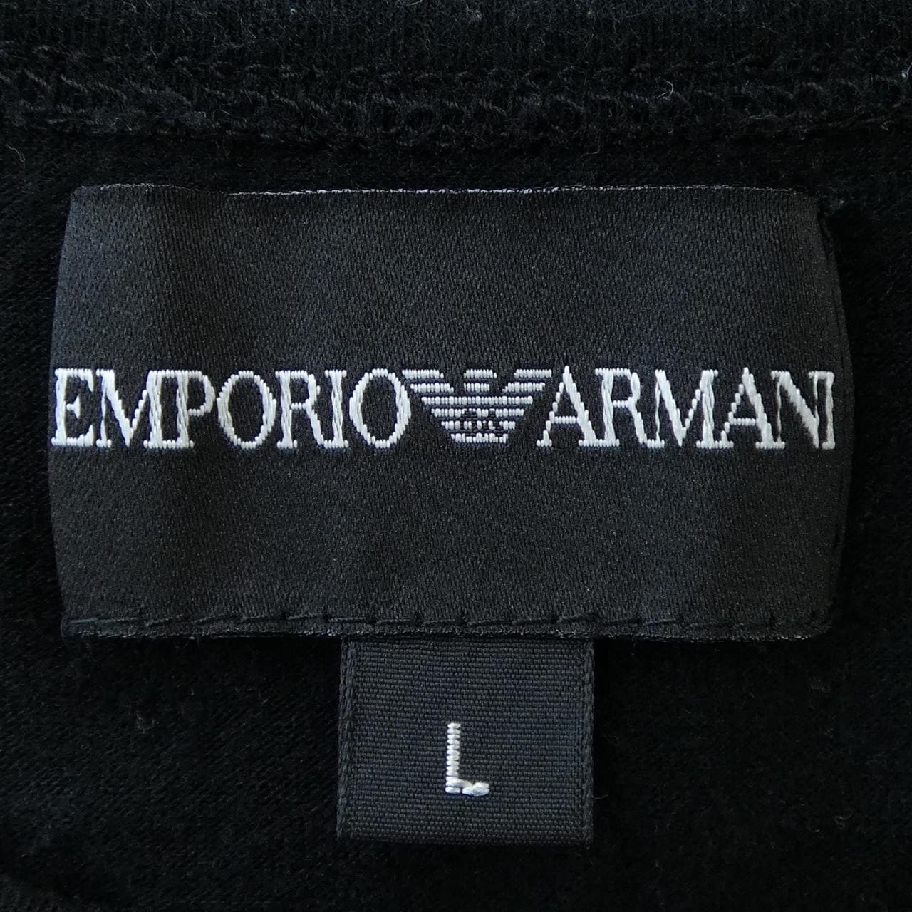 エンポリオアルマーニ EMPORIO ARMANI トップス