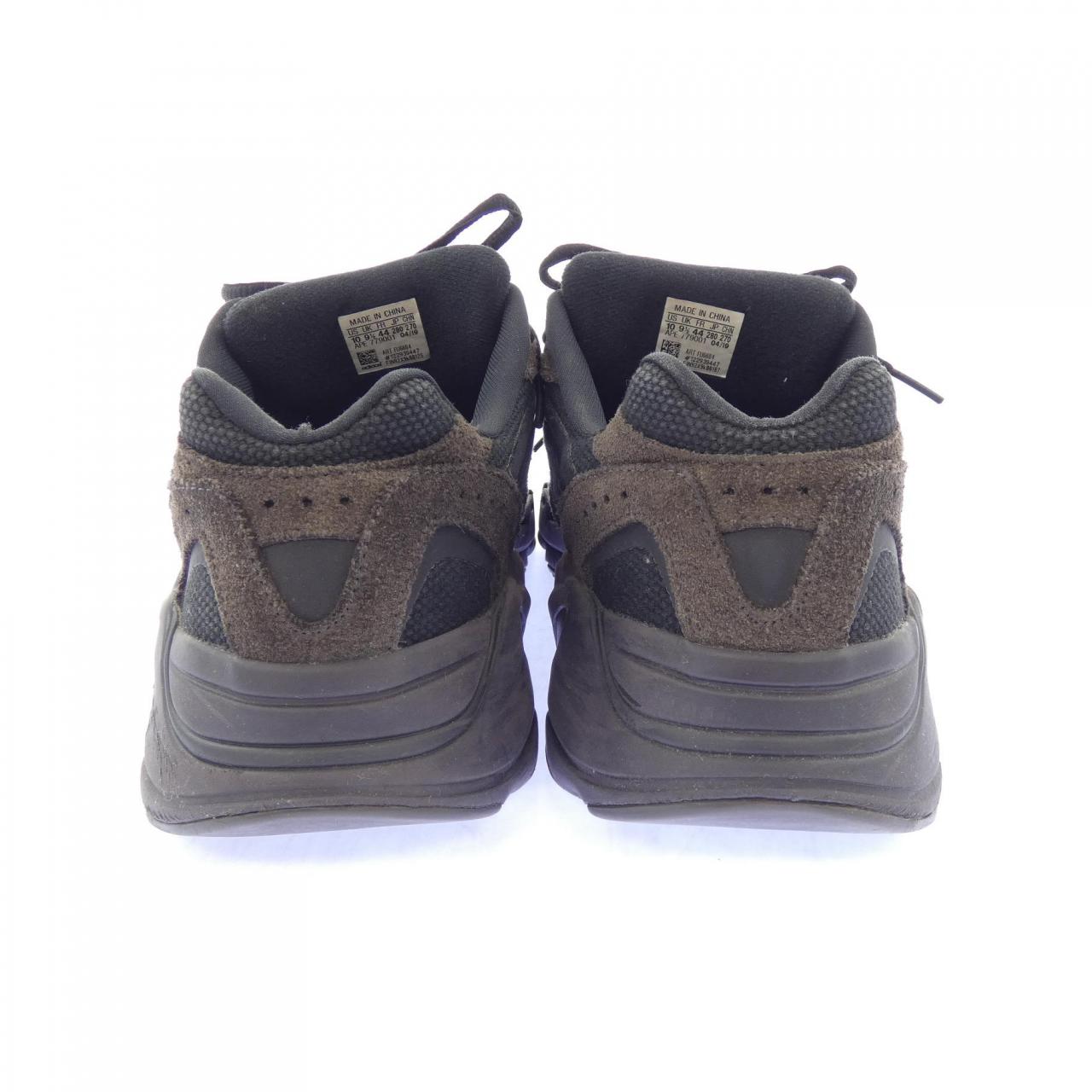 イージー YEEZY FU6684 スニーカー