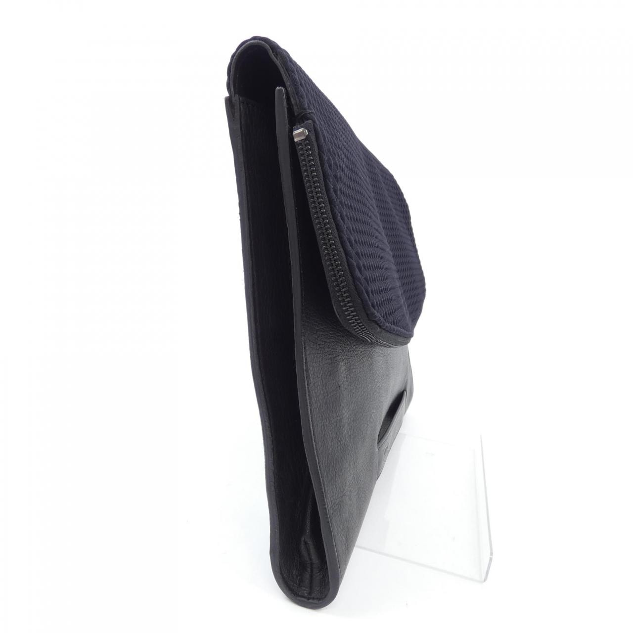 ARMANI collezioni系列包袋