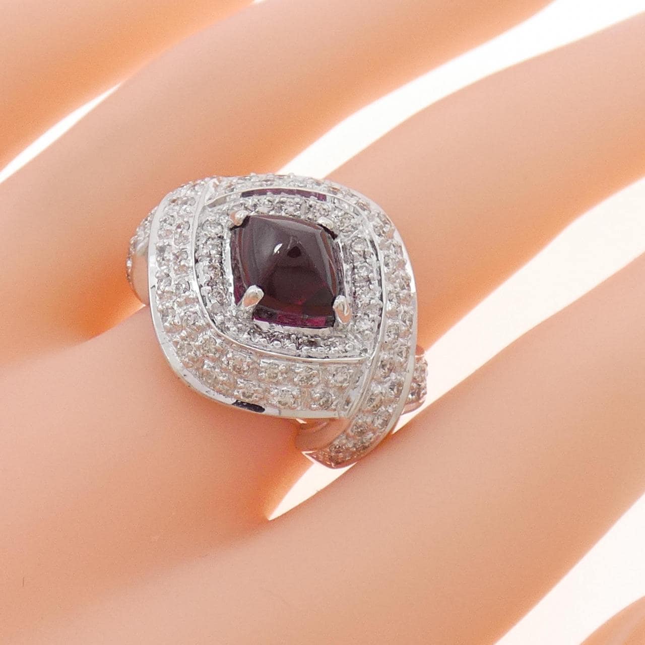 750WG ガーネット リング 4.50CT