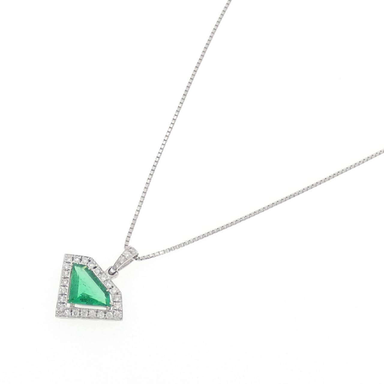 PT900/PT850 エメラルド ネックレス 0.87CT