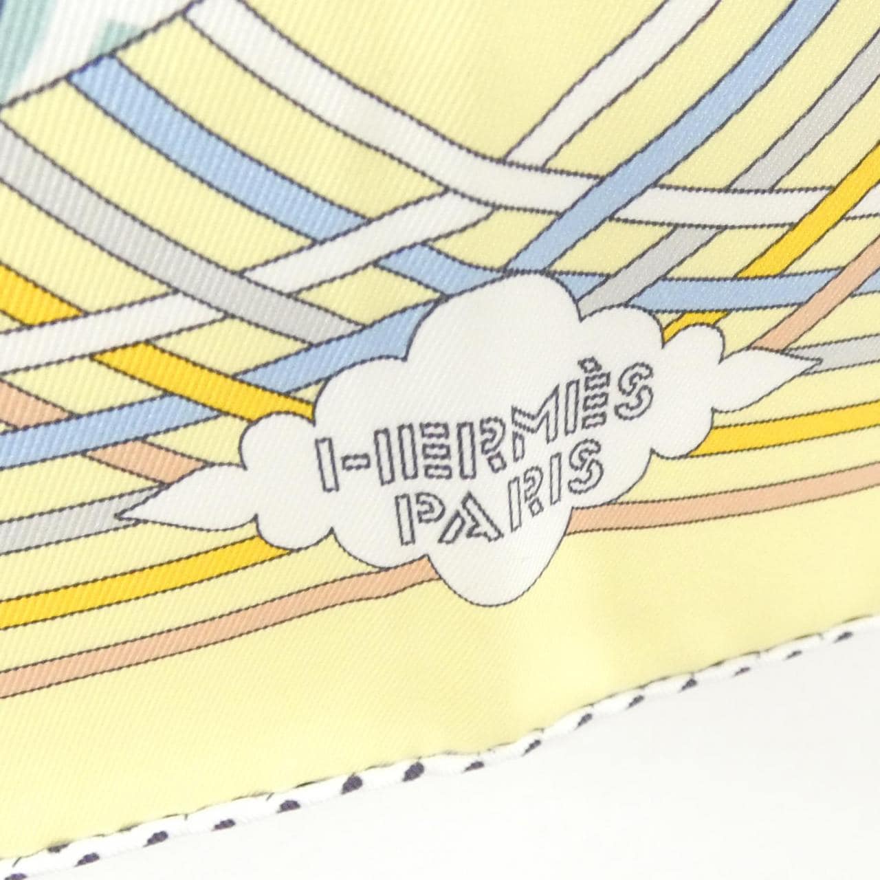 エルメス カレ スカーフ