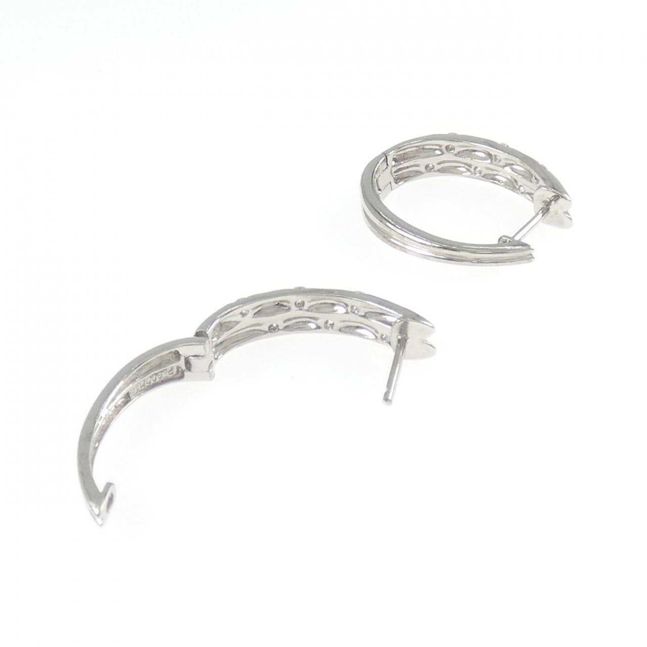 PT900 ダイヤモンド ピアス 0.30CT