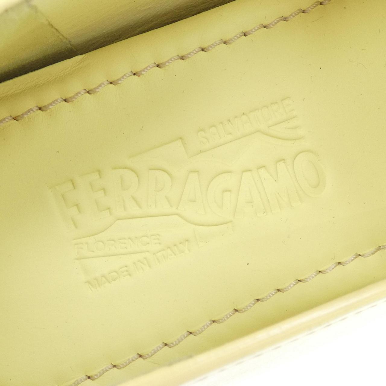 サルヴァトーレフェラガモ SALVATORE FERRAGAMO シューズ