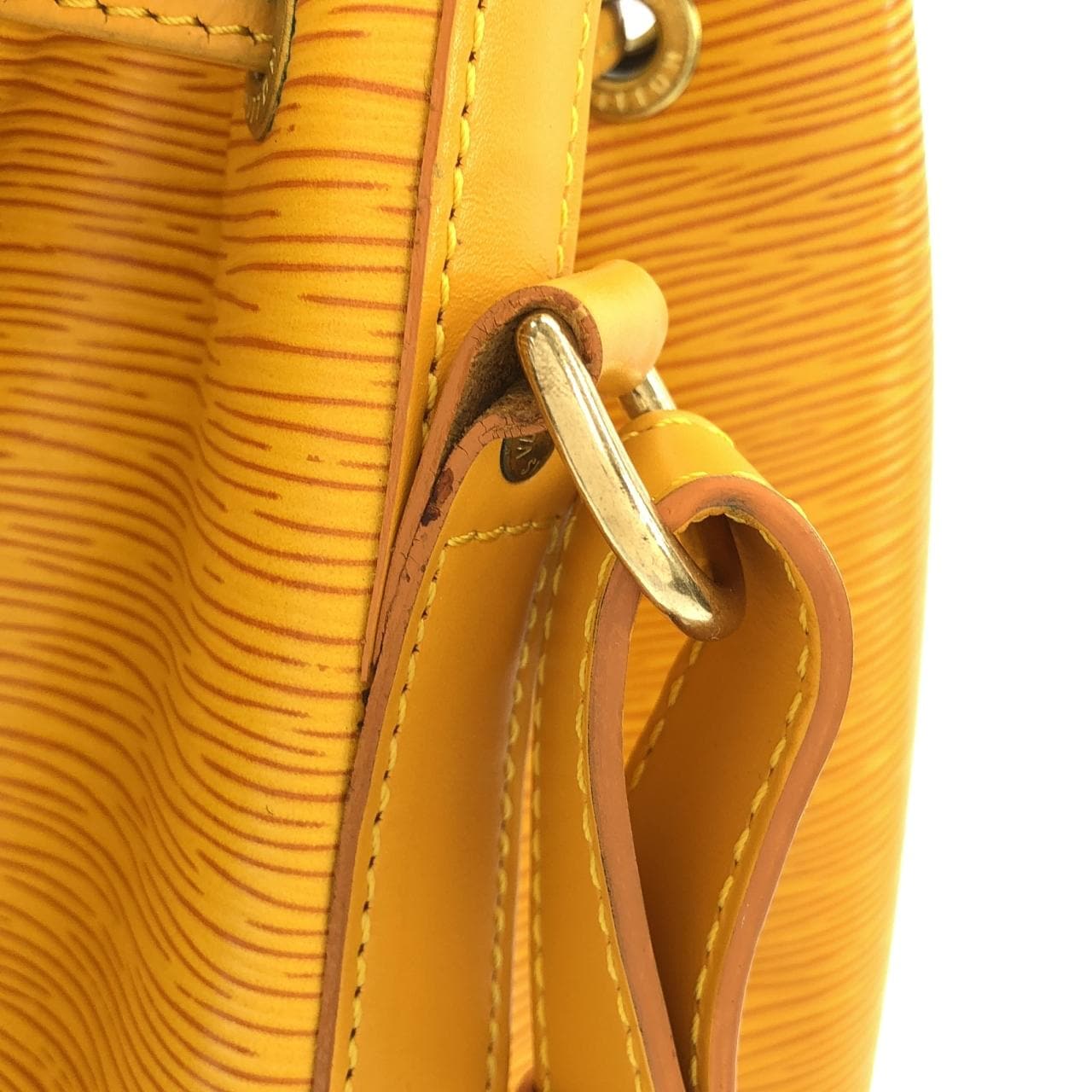 ルイヴィトン エピ ノエ M44009 ショルダーバッグ