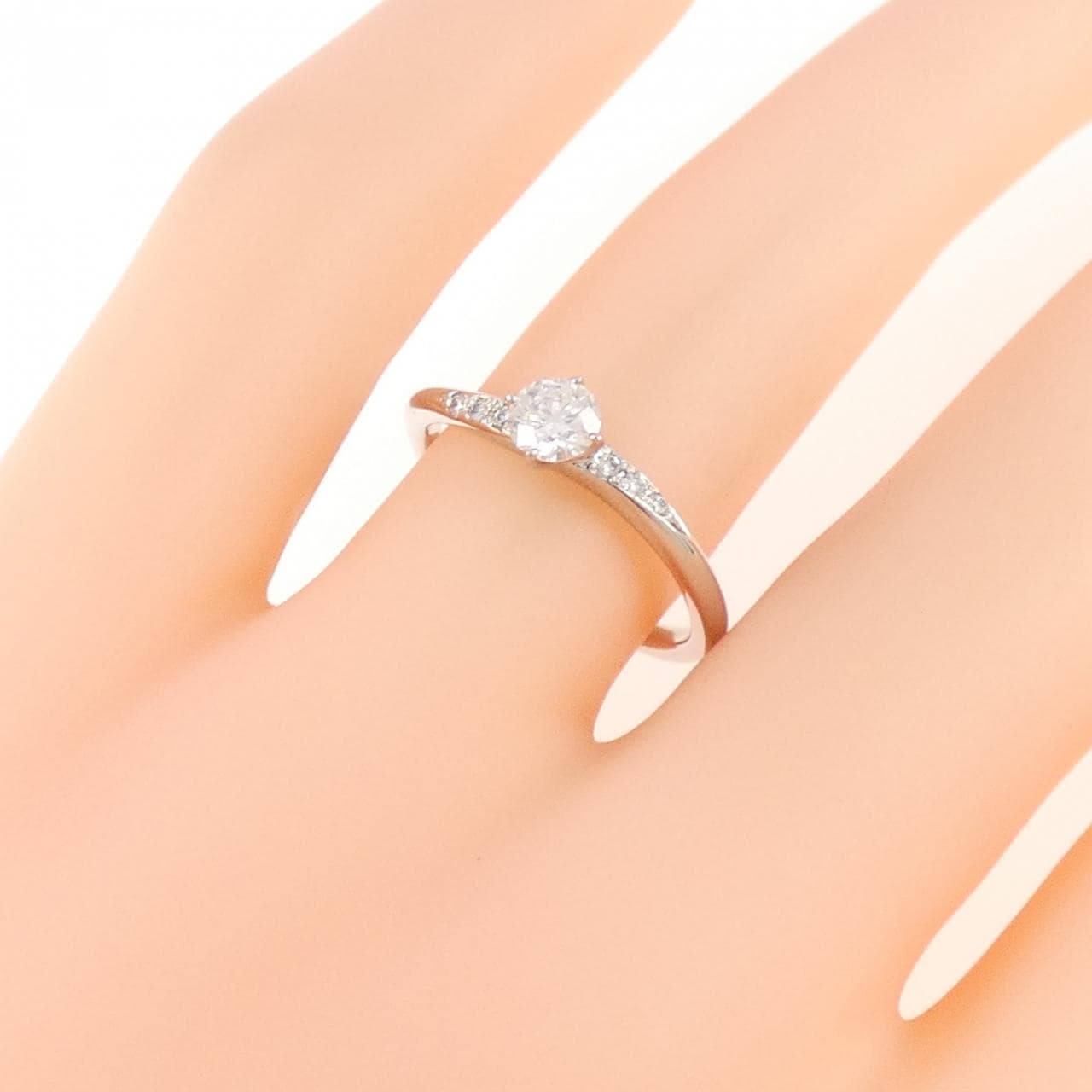 タサキ インフィニタ ソリティア リング 0.26CT E VS2 EXT