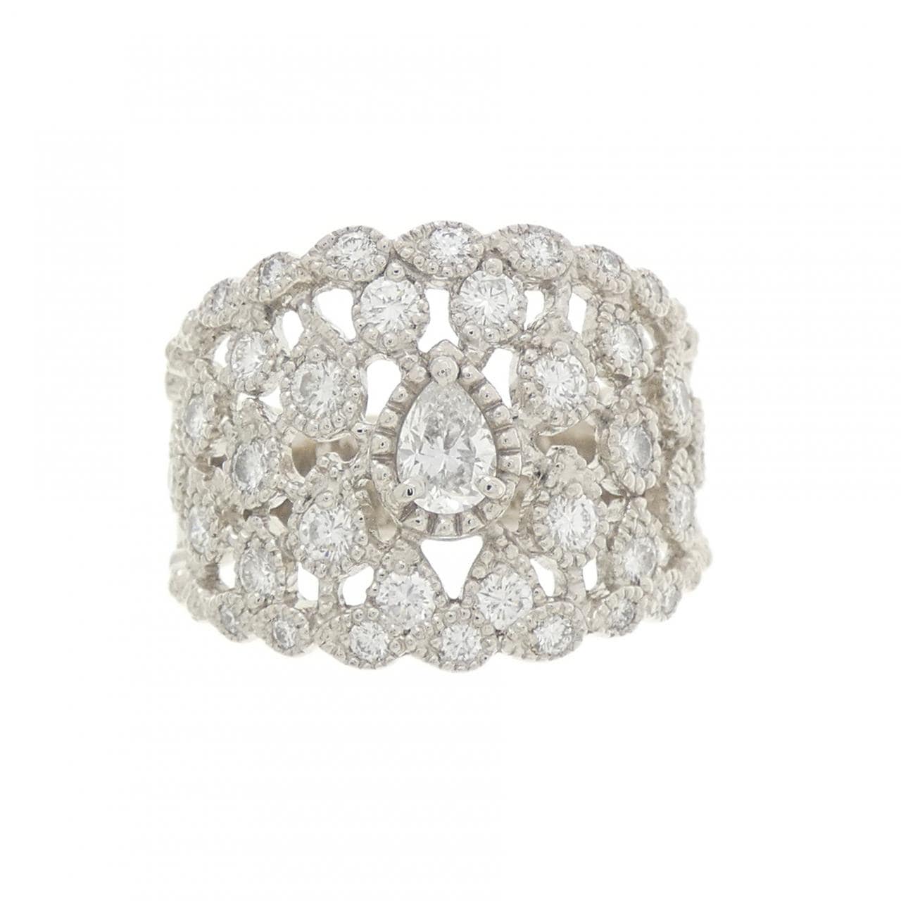 クイーン ダイヤモンド リング 1.11CT
