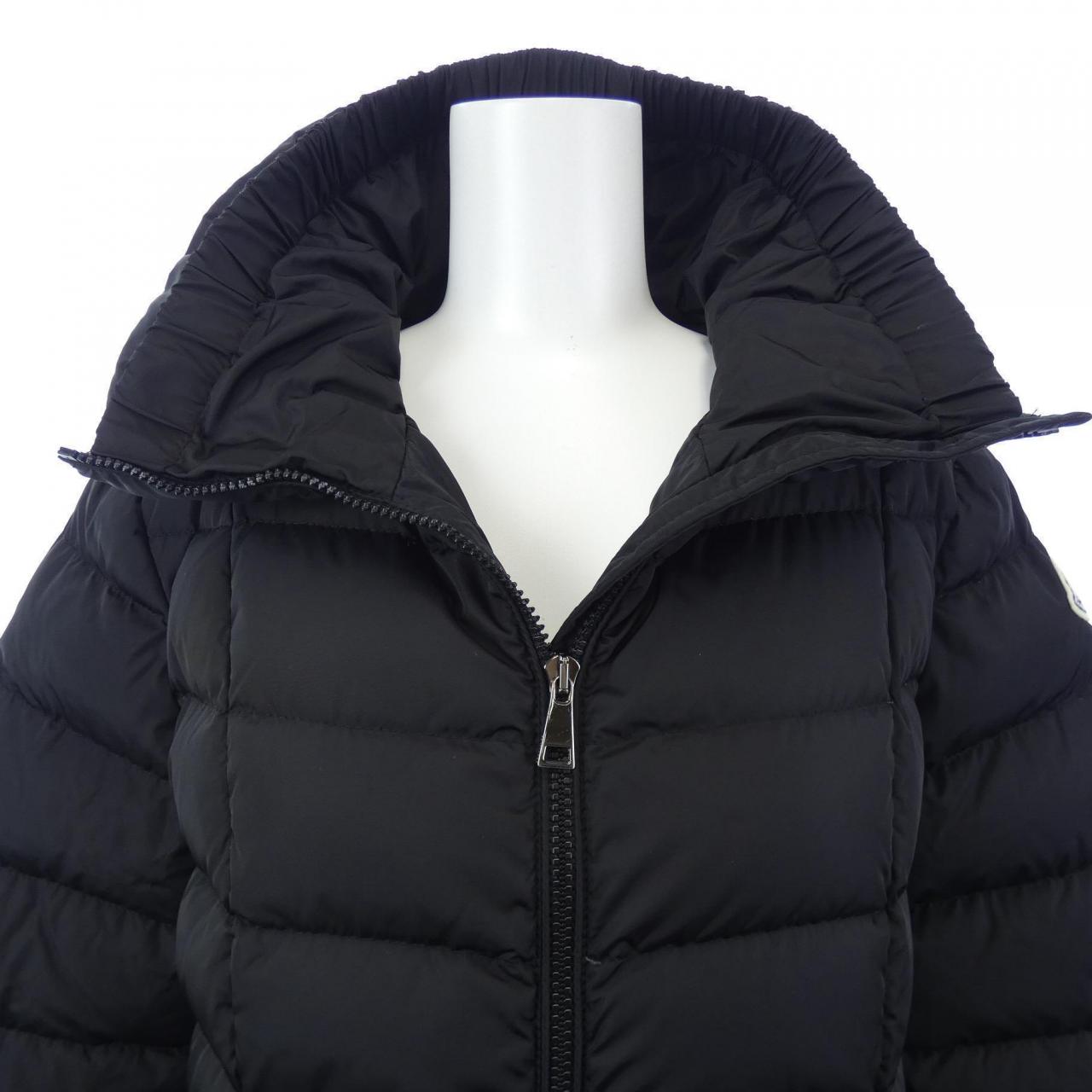 モンクレール MONCLER ダウンジャケット