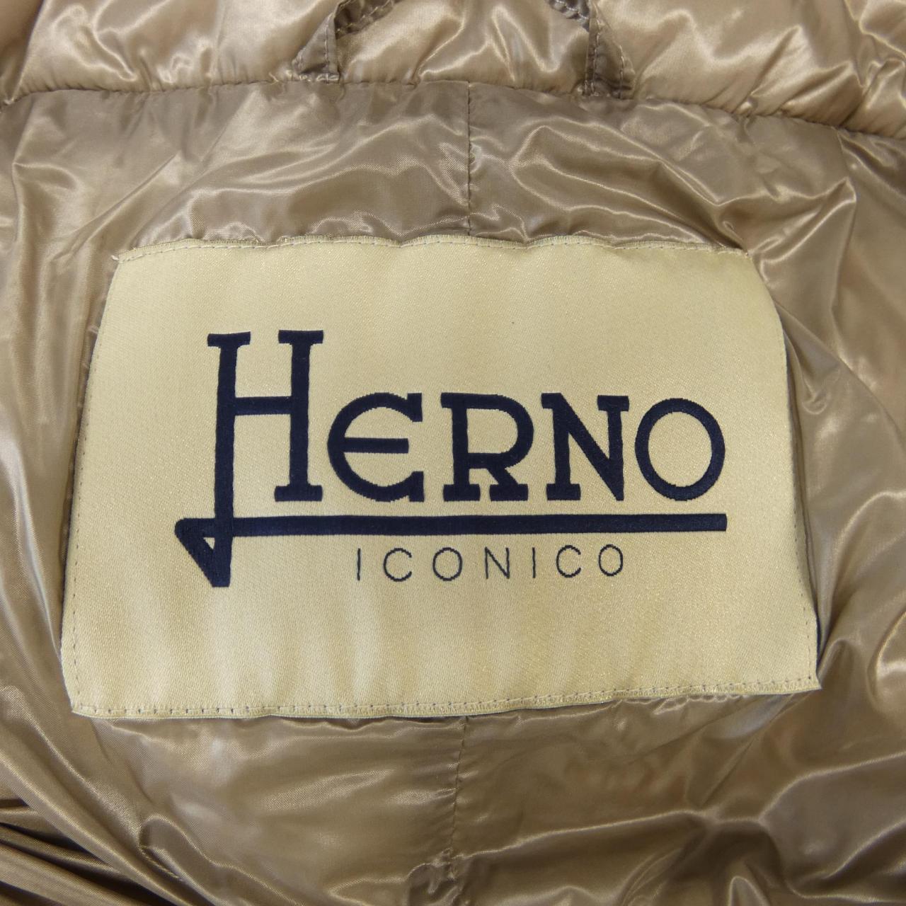 ヘルノ Herno ダウンジャケット