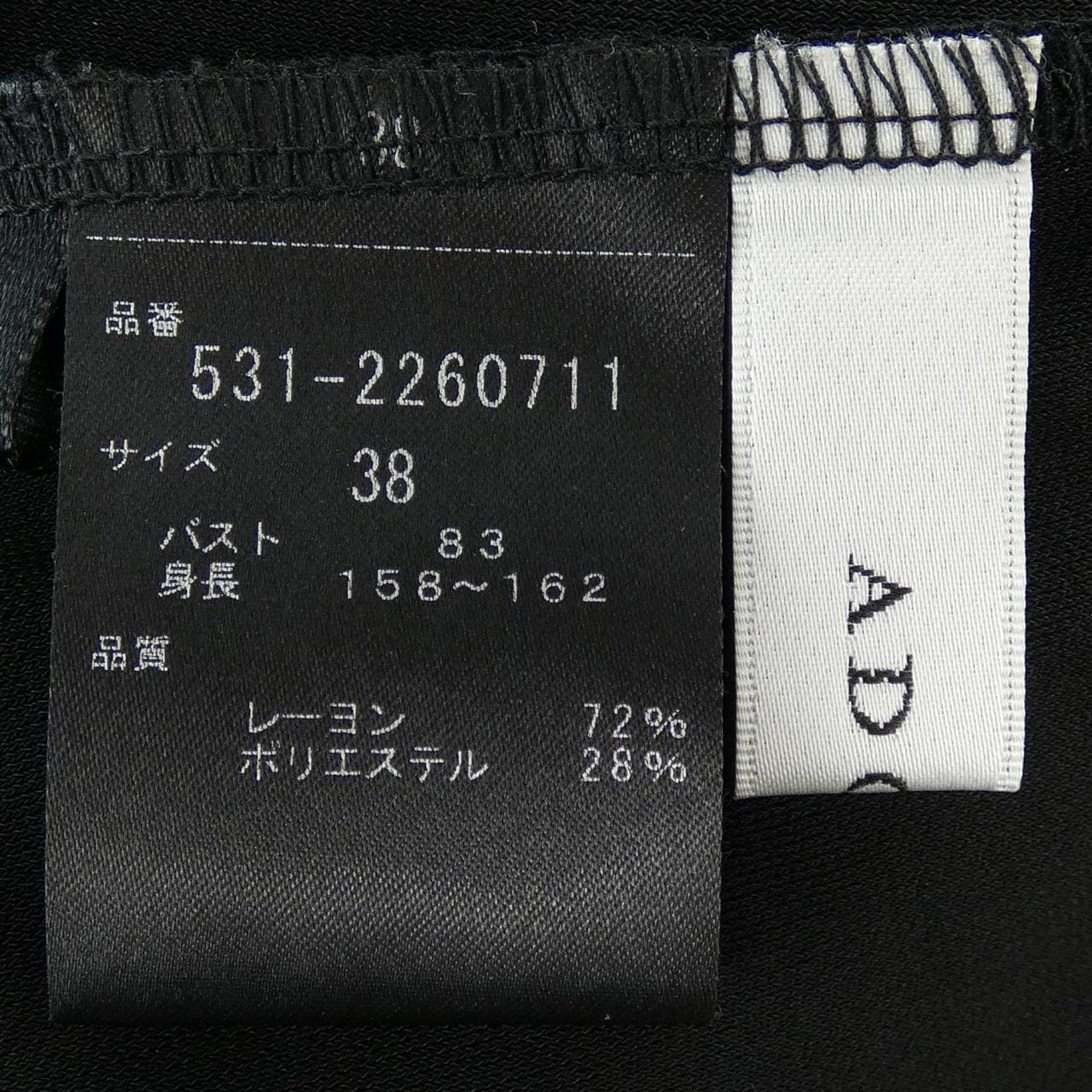 アドーア ADORE トップス