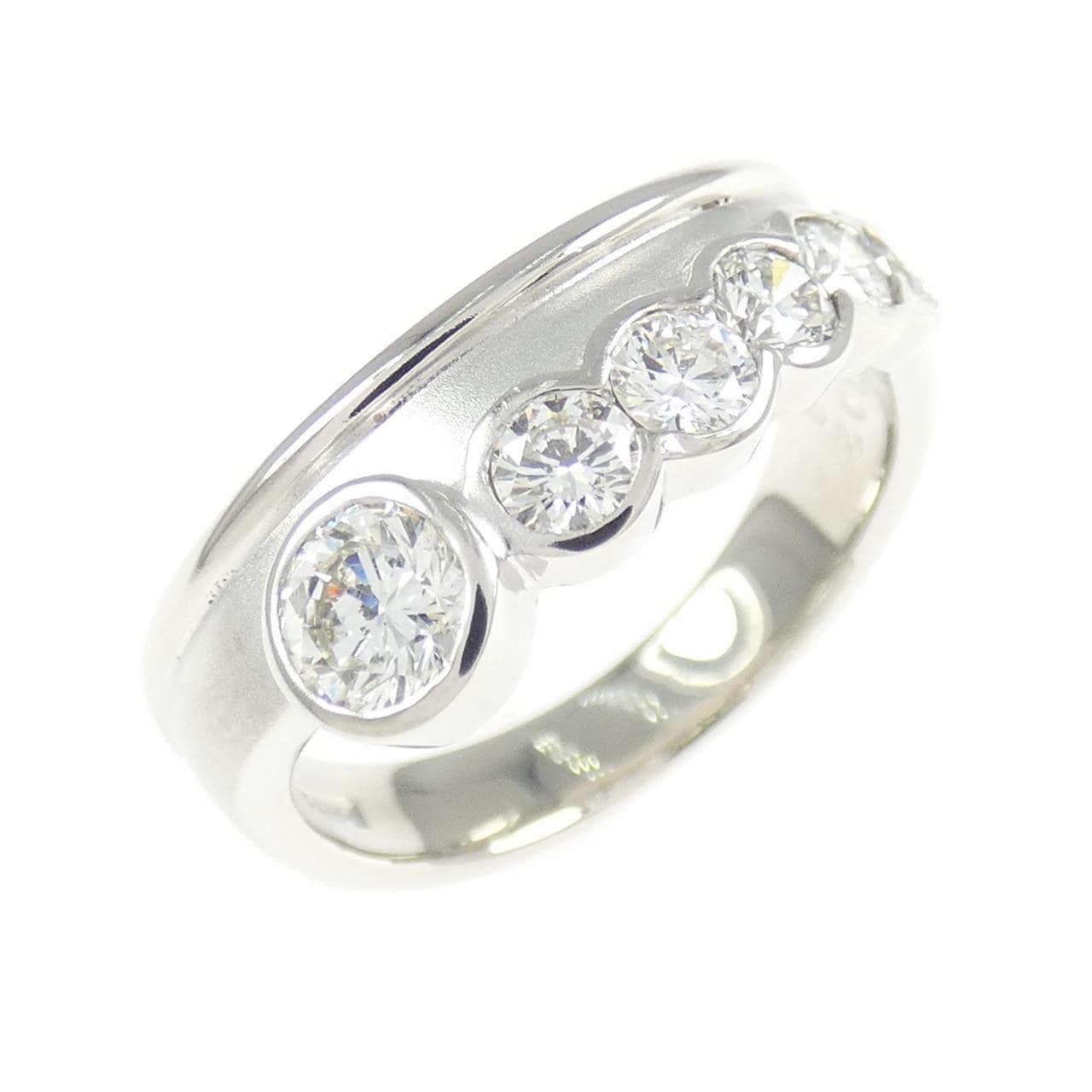 PT900 Diamond Ring 0.302CT