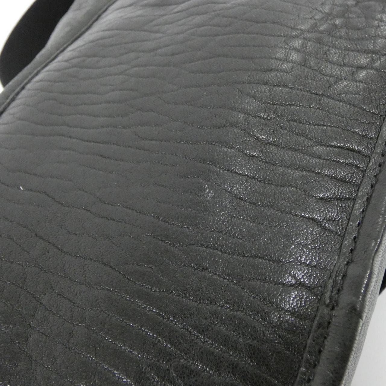 サンローラン ニキ 776611 AAC3O ショルダーバッグ