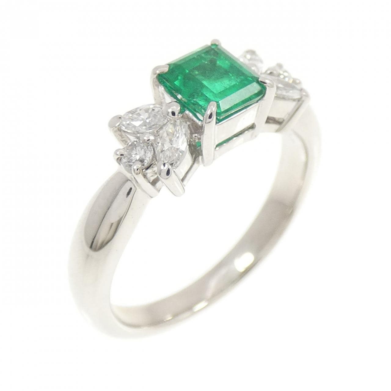 PT900 エメラルド リング 0.63CT
