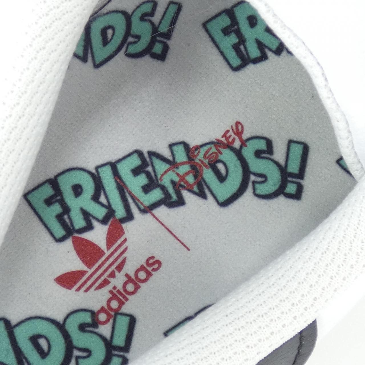 アディダス ADIDAS SUPERSTAR DISNEY GW9537 スニーカー