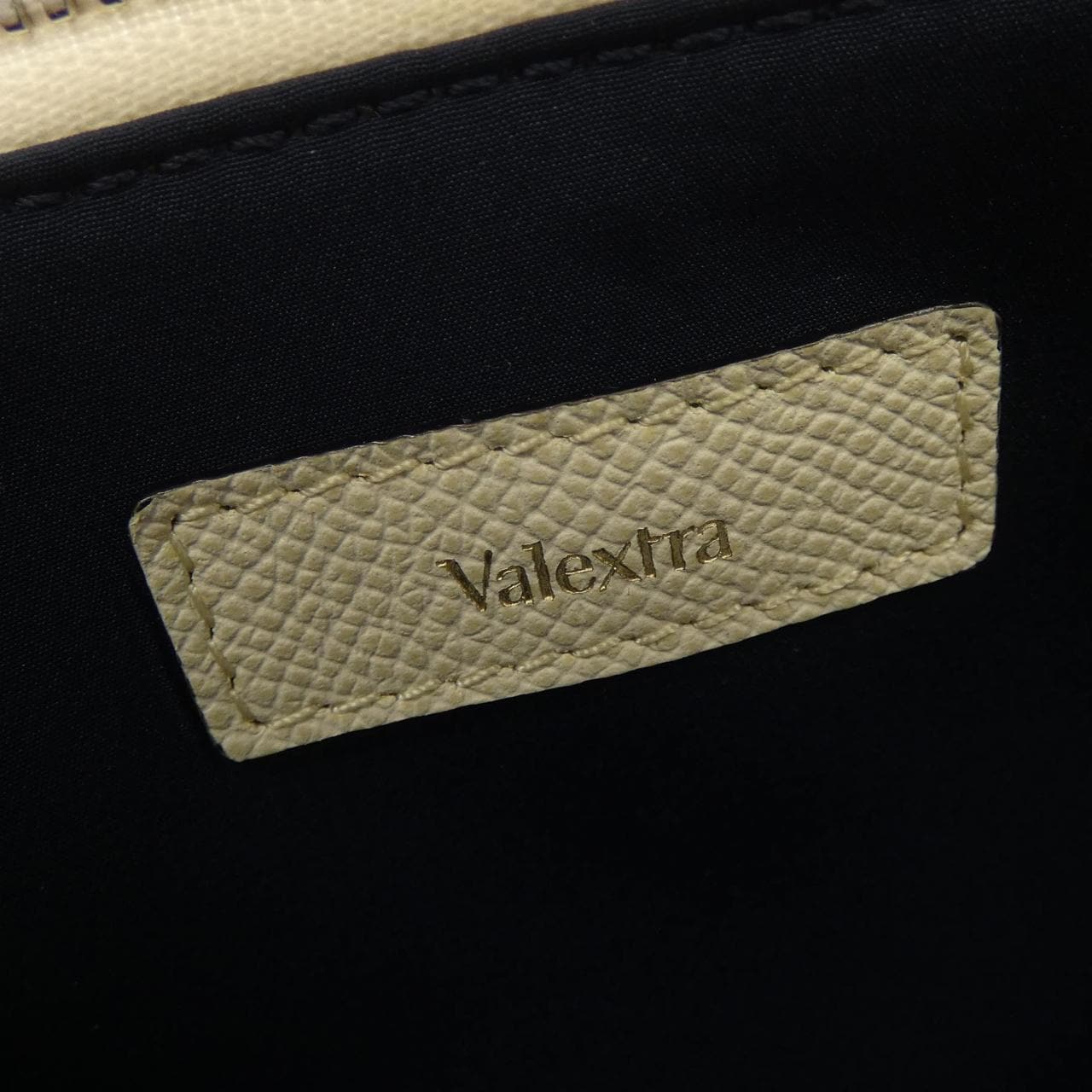 ヴァレクストラ VALEXTRA Vライン　ビューティーケース SGVL0008010LRLTA99 BAG