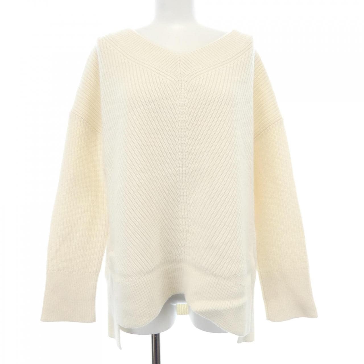 ベイジュ BEIGE. ニット