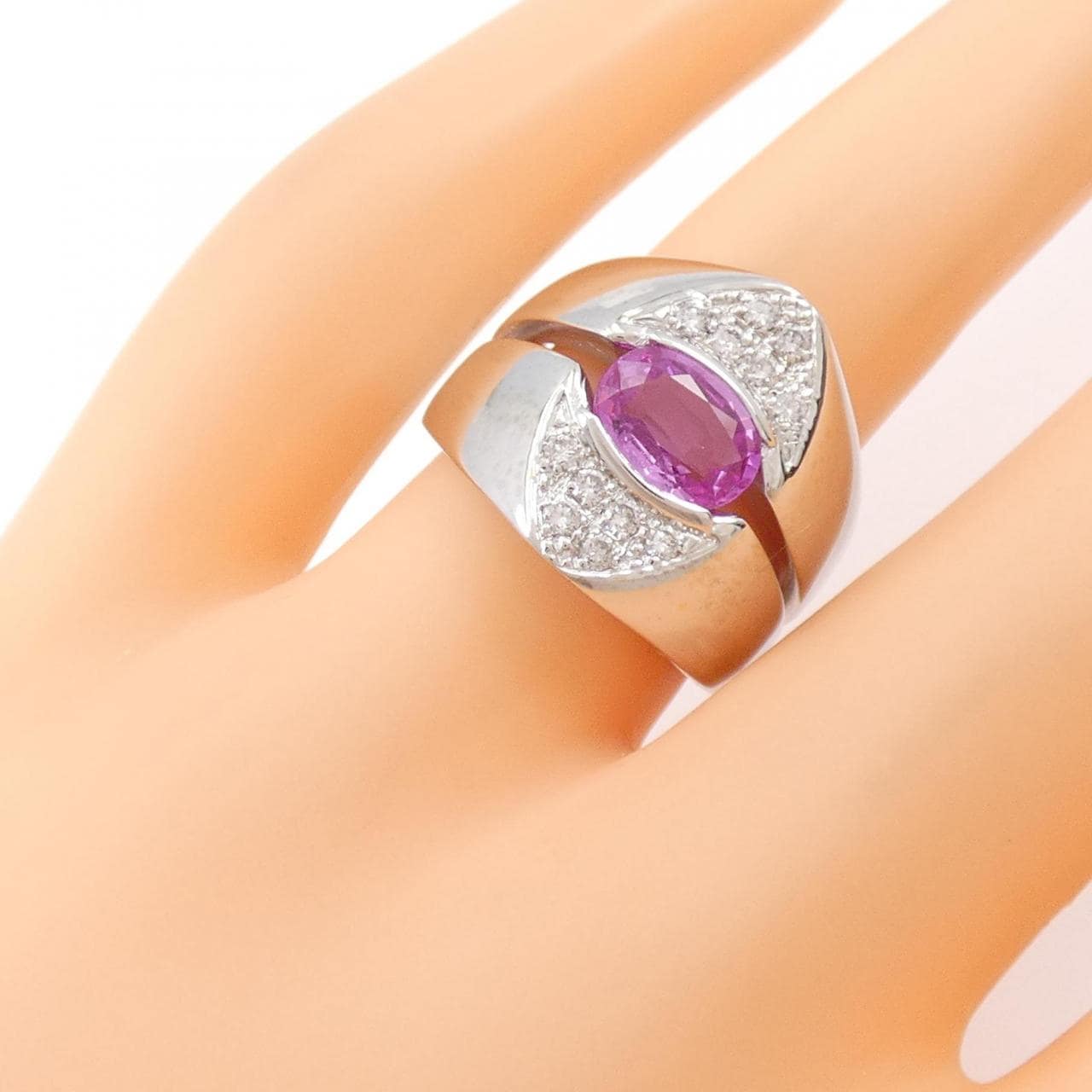 750WG Sapphire Ring 1.45CT