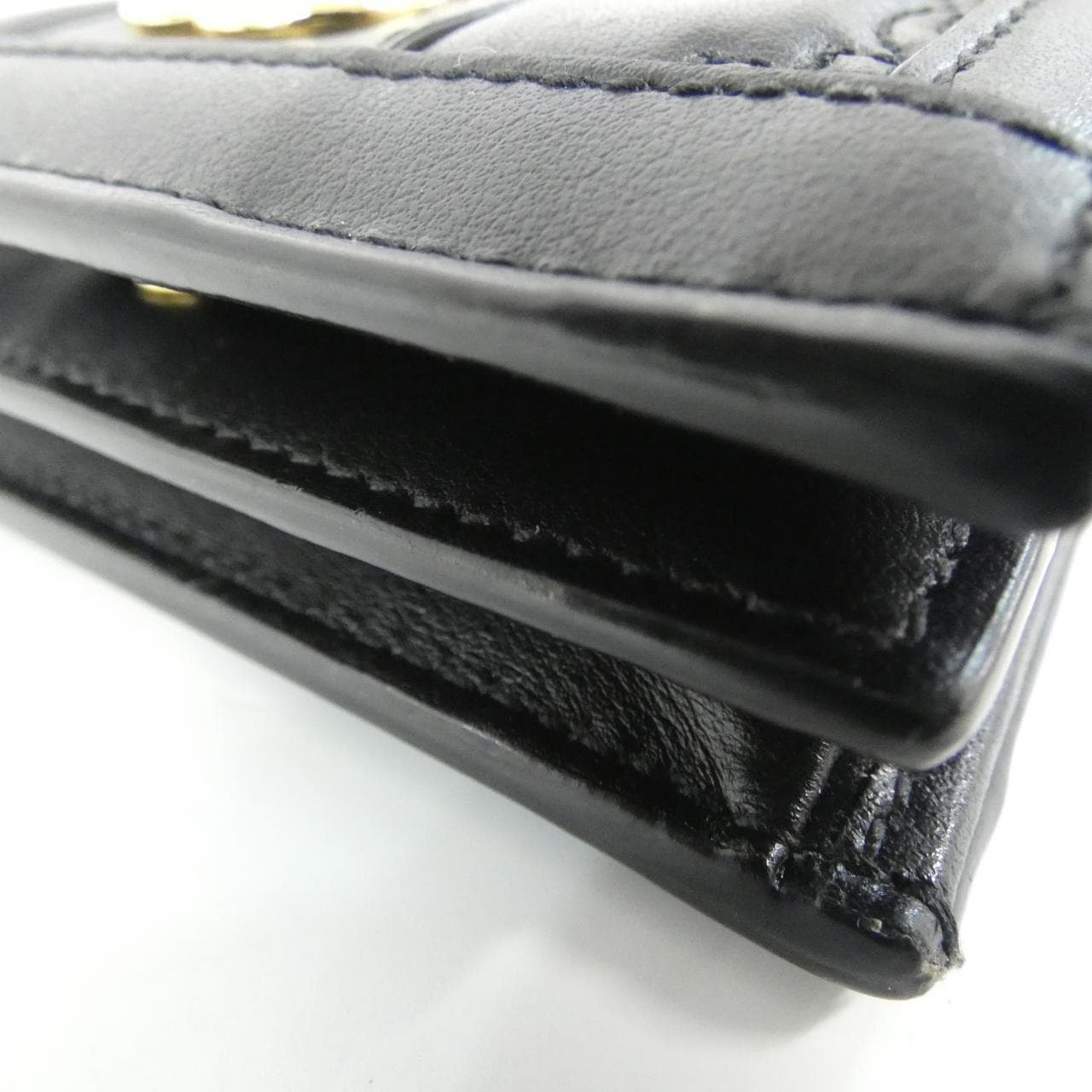 グッチ 723786 UM8IG 財布