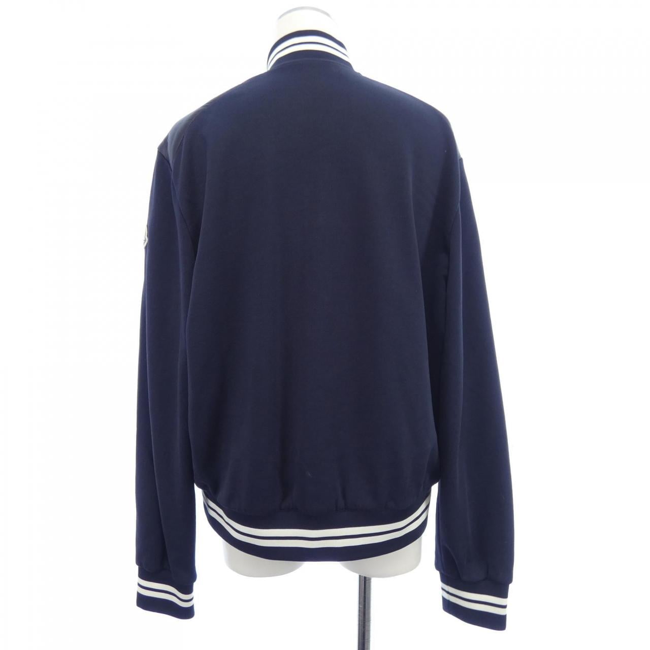 モンクレール MONCLER I20918G00011 ダウンジャケット